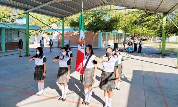 Abre COBAC con 410 estudiantes