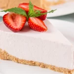 Haz un pay helado de fresa en casa