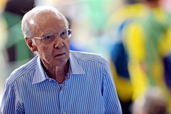 Deja Mario Zagallo hospital luego de 12 días