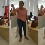 ‘Lady DEA’ se vuelve viral por insultar a personas en banco de Coahuila