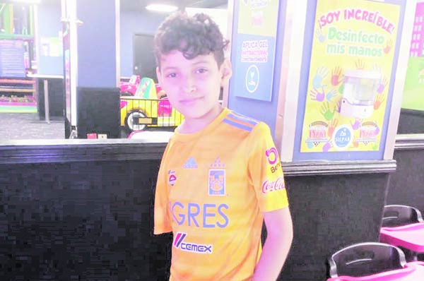 Piden tapitas para Gustavito Infante
