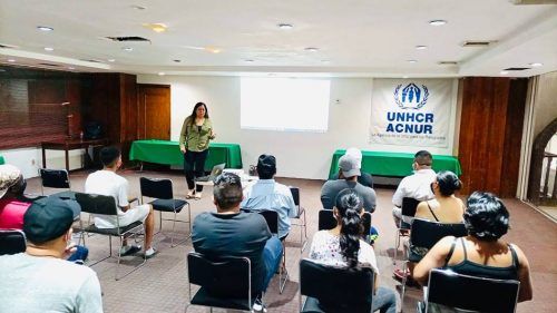 GOBIERNO DE COAHUILA Y ACNUR BRINDAN PLÁTICAS A REFUGIADOS