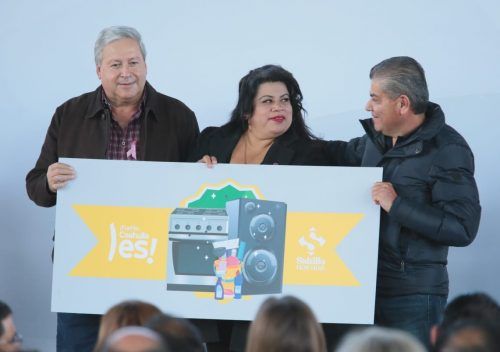 ENTREGAN MIGUEL RIQUELME Y JOSÉ MARÍA FRAUSTRO OBRAS DE BENEFICIO SOCIAL
