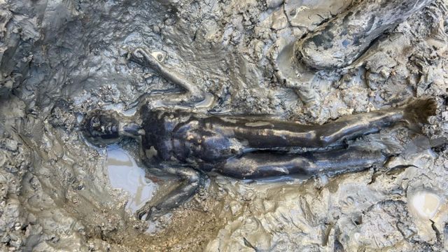 LAS ESTATUAS DE MÁS DE 2.000 AÑOS DE ANTIGÜEDAD HALLADAS EN ITALIA QUE PODRÍAN “REESCRIBIR LA HISTORIA”