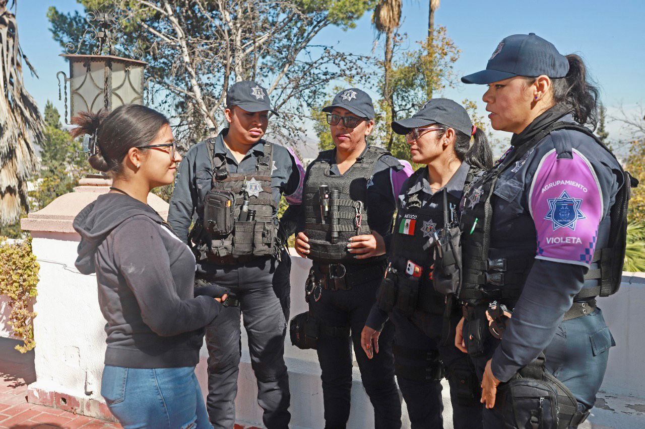 SE UNEN MÁS UNIVERSITARIAS A GRUPOS DE WHATSAPP DE SEGURIDAD