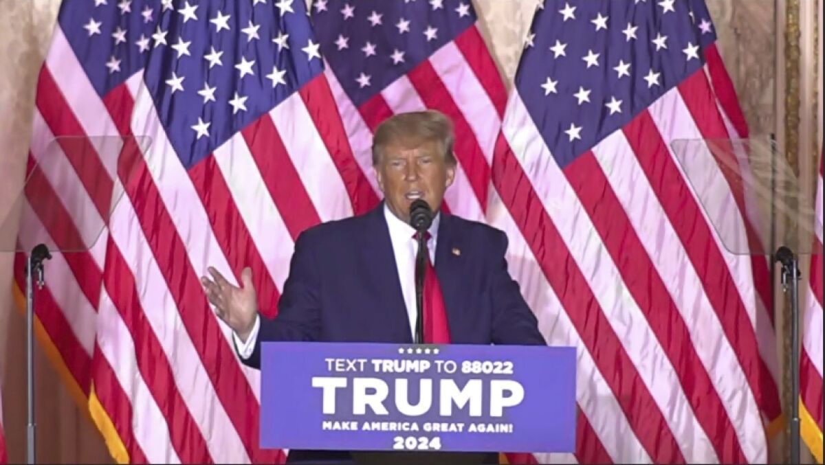 TRUMP ANUNCIA SU TERCERA CANDIDATURA A LA PRESIDENCIA DE ESTADOS UNIDOS