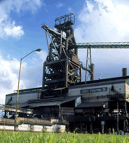 CERRARÁ AHMSA EL 2022, PRODUCIENDO