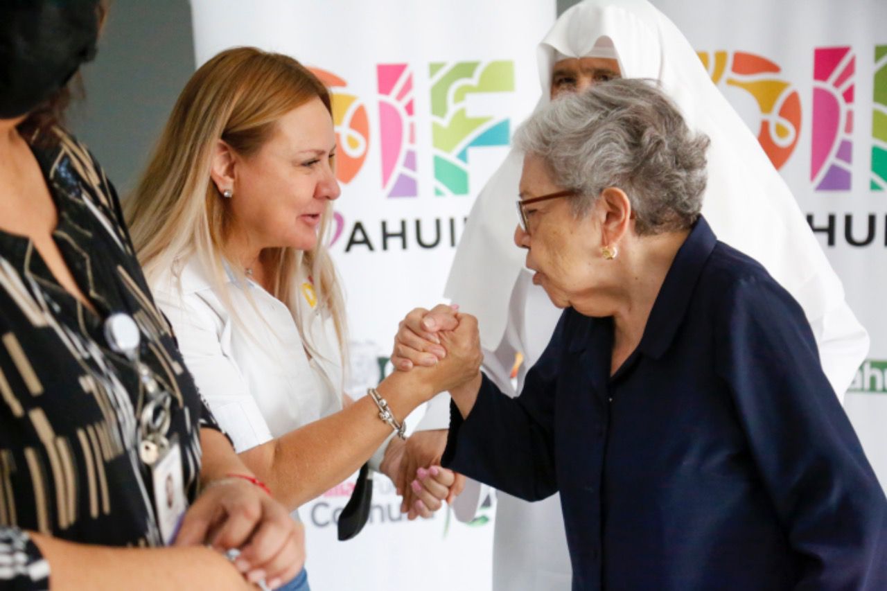 CON ‘AMA’, DIF COAHUILA HA BRINDADO 375 MIL APOYOS: MARCELA GORGÓN