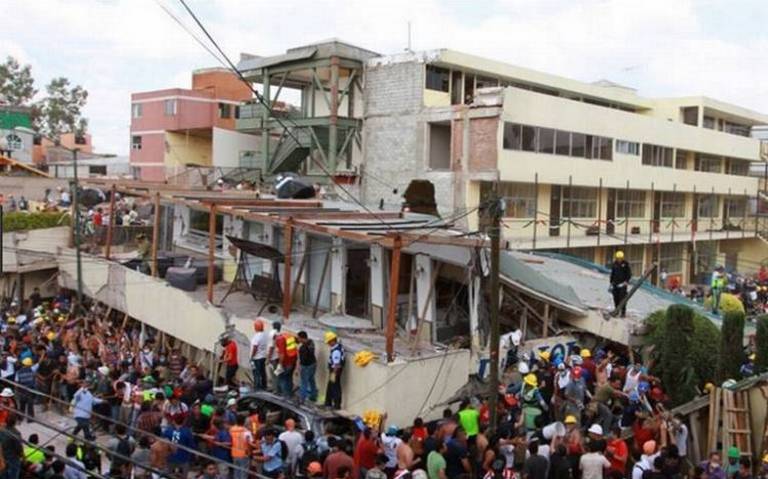 DETIENEN A DIRECTOR DE OBRA POR DERRUMBE DE COLEGIO ENRIQUE RÉBSAMEN