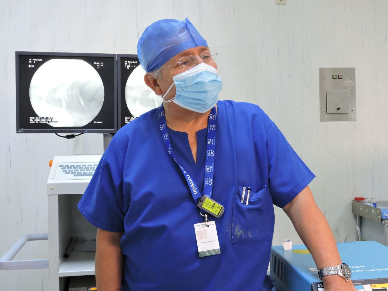 CON 43 AÑOS DE SERVICIO EN EL IMSS COAHUILA, MÉDICO TRAUMATÓLOGO HA REALIZADO MÁS DE 20 MIL CIRUGÍAS
