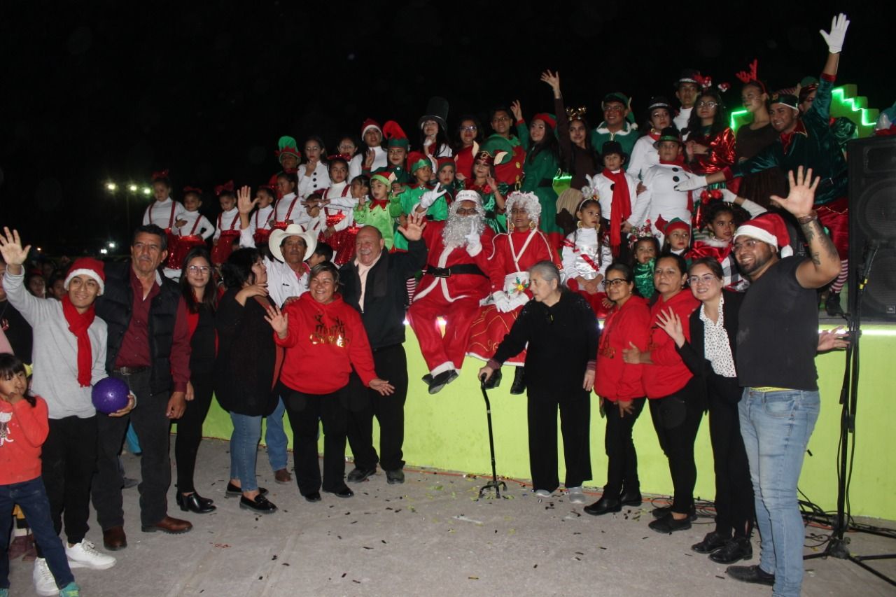 LLEGÓ LA NAVIDAD A CASTAÑOS