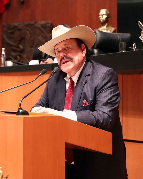 ELECCIONES 2023: ARMANDO GUADIANA SERÁ EL GALLO DE MORENA EN COAHUILA