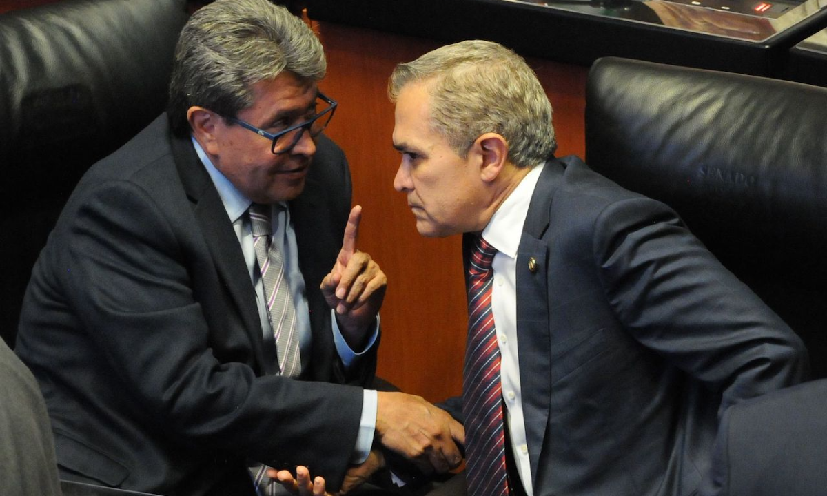 RICARDO MONREAL ASEGURÓ QUE EN EL SENADO “NO HABRÁ VÍA RÁPIDA” PARA EL PLAN B DE AMLO