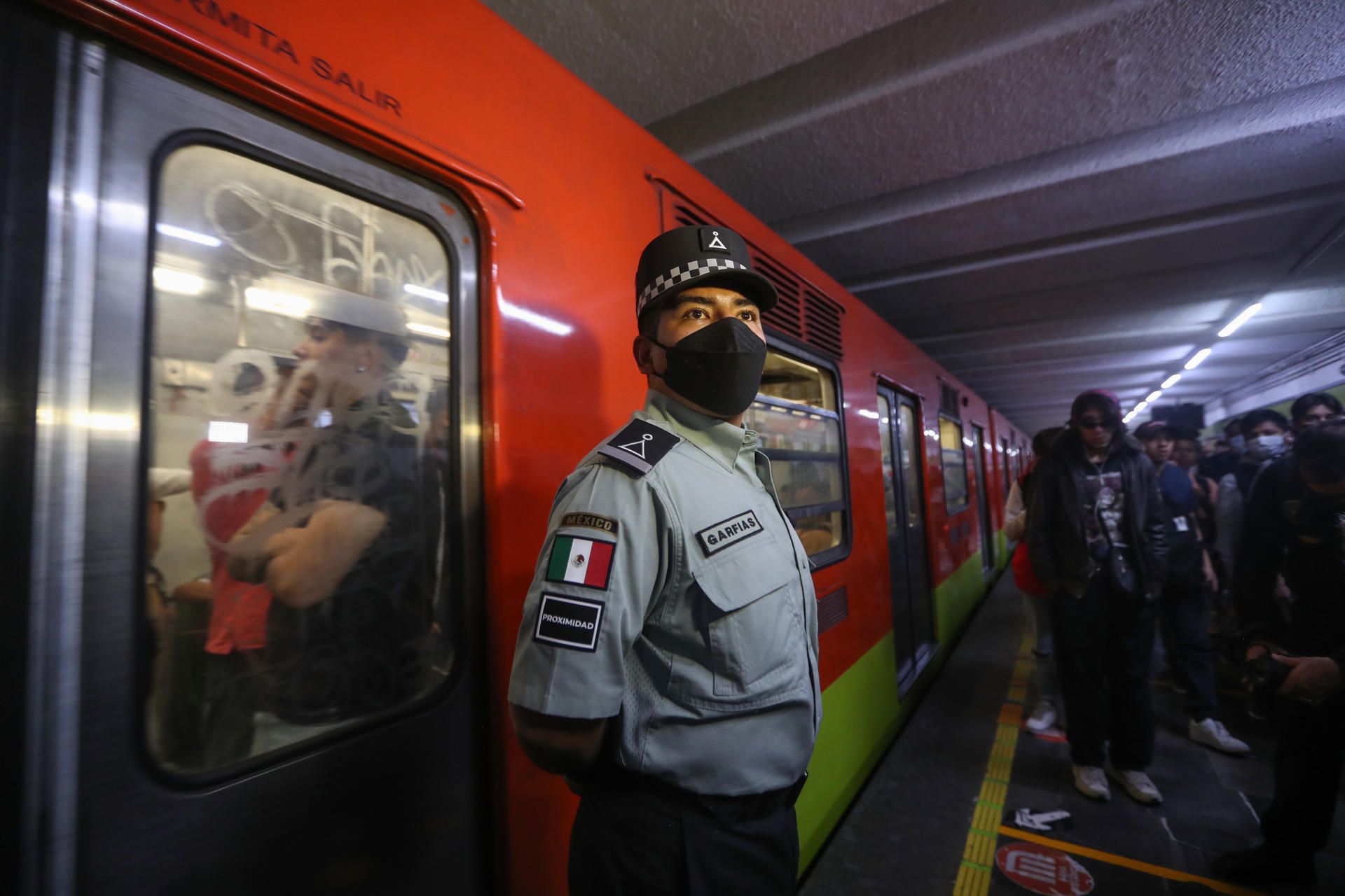 “TODO LO QUE HACEMOS LES PARECE MAL”: AMLO ARREMETE CONTRA CRÍTICOS A GUARDIA NACIONAL EN METRO CDMX