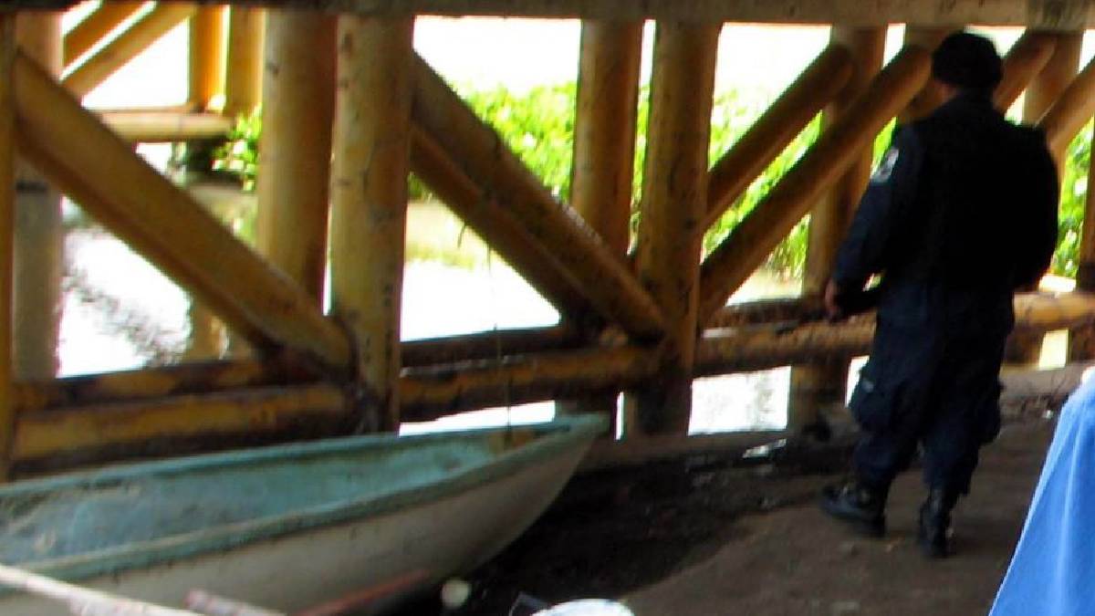 EN SAN CRISTÓBAL DE LAS CASAS, CHIAPAS, COLAPSA PUENTE COLGANTE CON TURISTAS