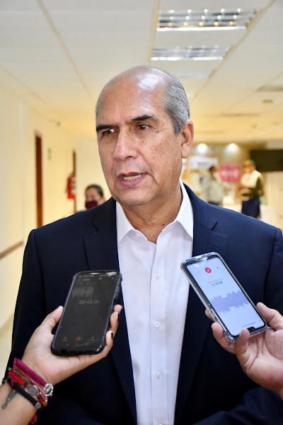 DAN CONOCER A LOS SUPLENTES DE LOS REGIDORES CON LICENCIA.