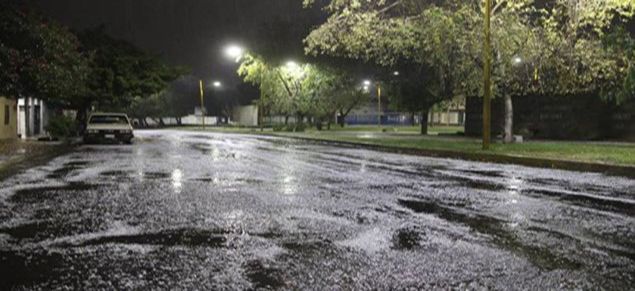 CAE AGUA NIEVE EN EL NORTE DE MONCLOVA&nbsp;&nbsp;
