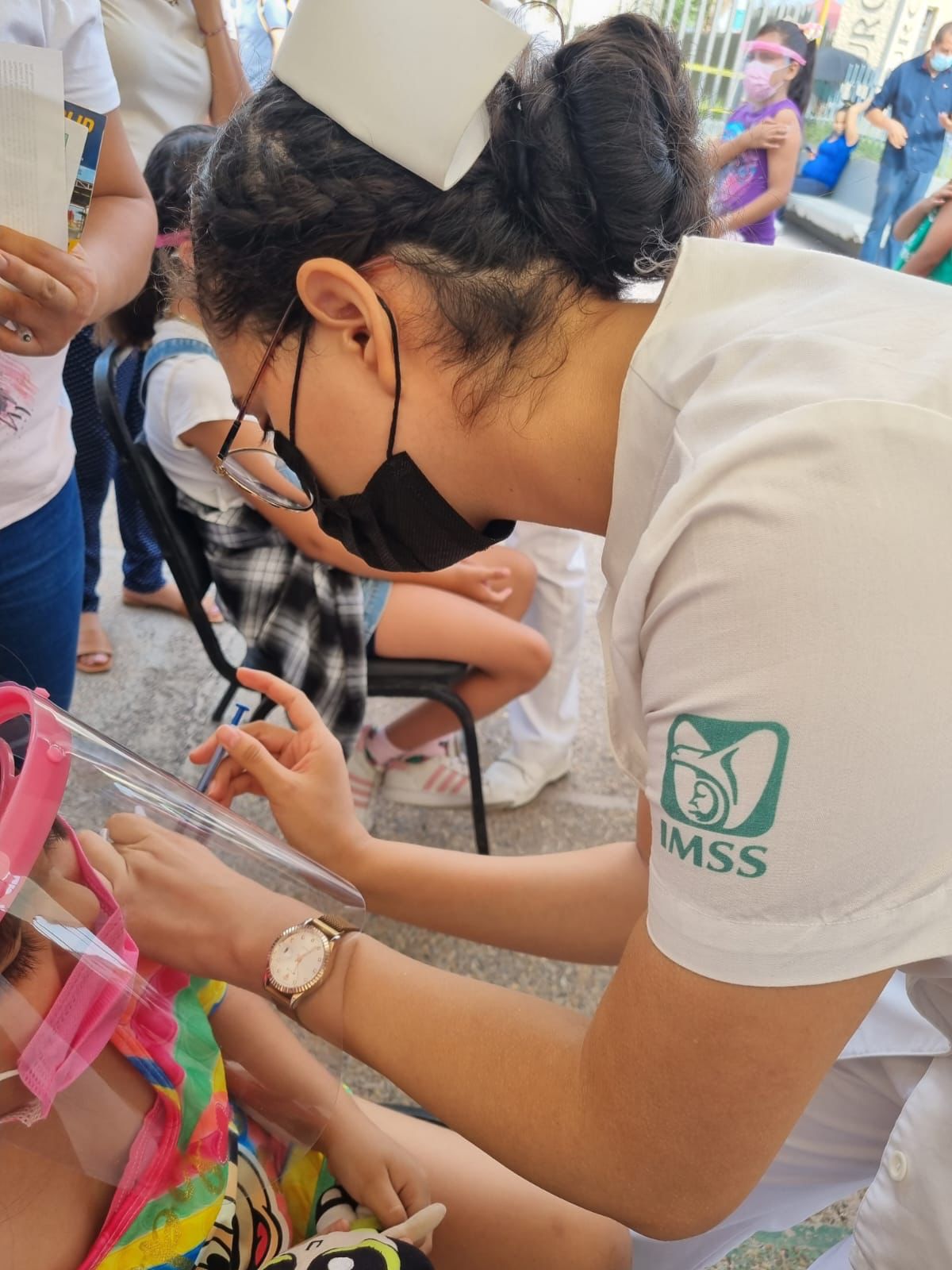 APLICA IMSS COAHUILA VACUNA CONTRA COVID-19 A MENORES DE 5 A 11 AÑOS EN UNIDADES DE SALTILLO Y TORREÓN