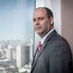 GUSTAVO DE HOYOS SE DESTAPA COMO CANDIDATO PRESIDENCIAL; QUIERE ABANDERAR AL PAN, PRI Y PRD