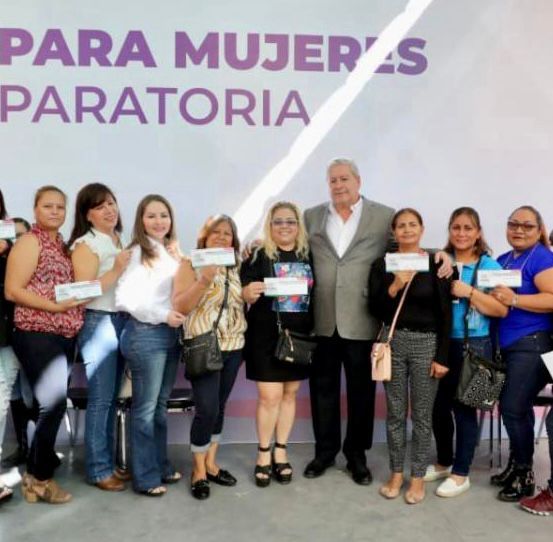 SALTILLO APOYARÁ A MUJERES A ESTUDIAR PREPA ABIERTA Y CARRERA PROFESIONAL