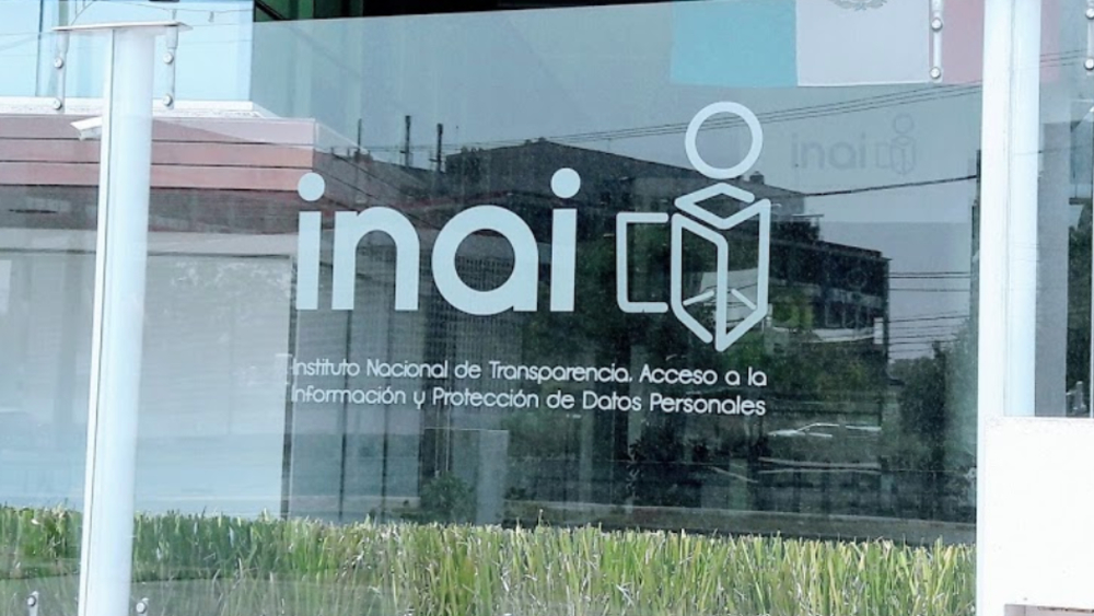 HUBO ACUERDOS ENTRE MORENA Y PAN: AMLO SOBRE VETO A COMISIONADOS DEL INAI