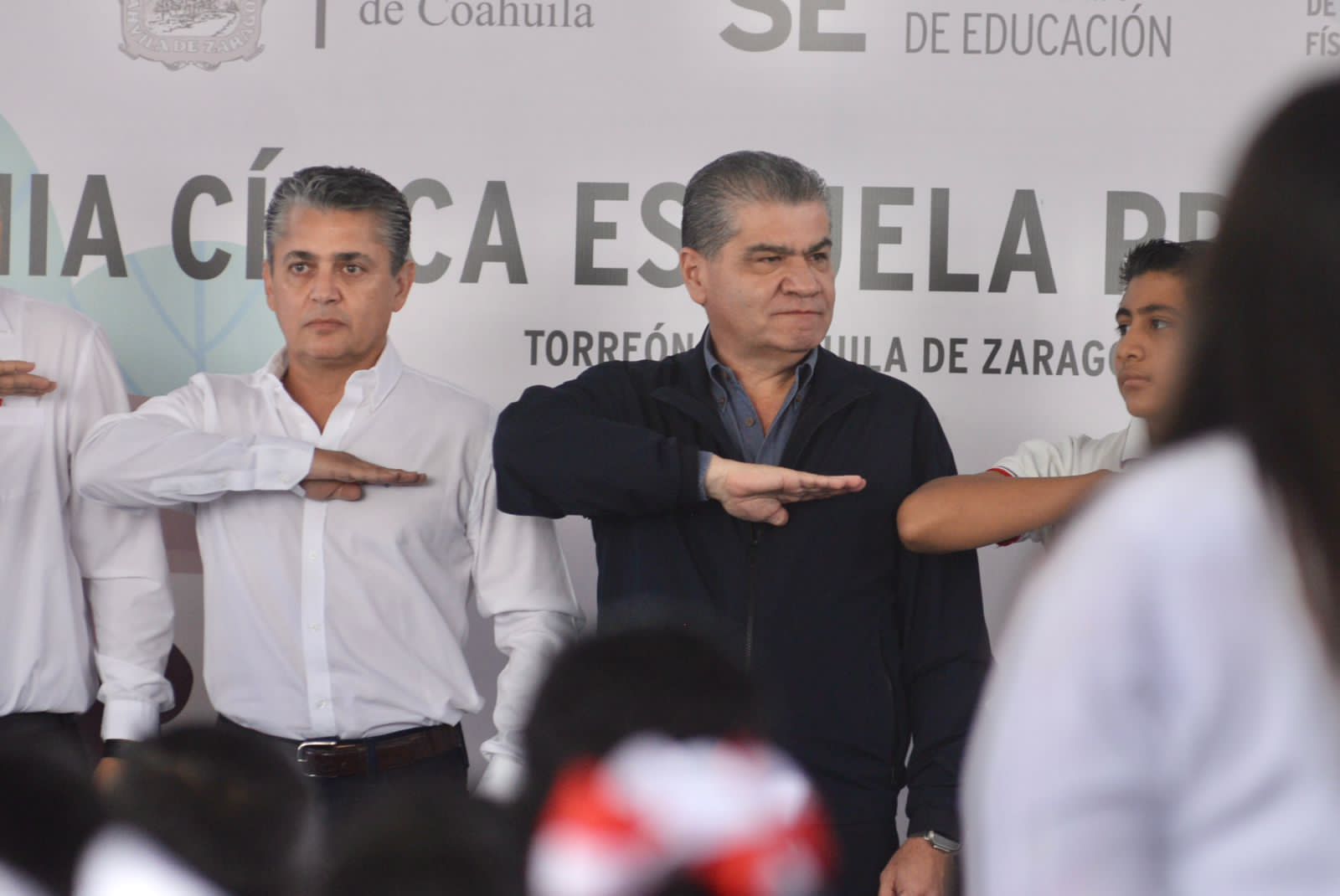 ENCABEZA MARS CEREMONIA CÍVICA EN ESCUELA PRIMARIA ‘LUCIO BLANCO’, EN TORREÓN