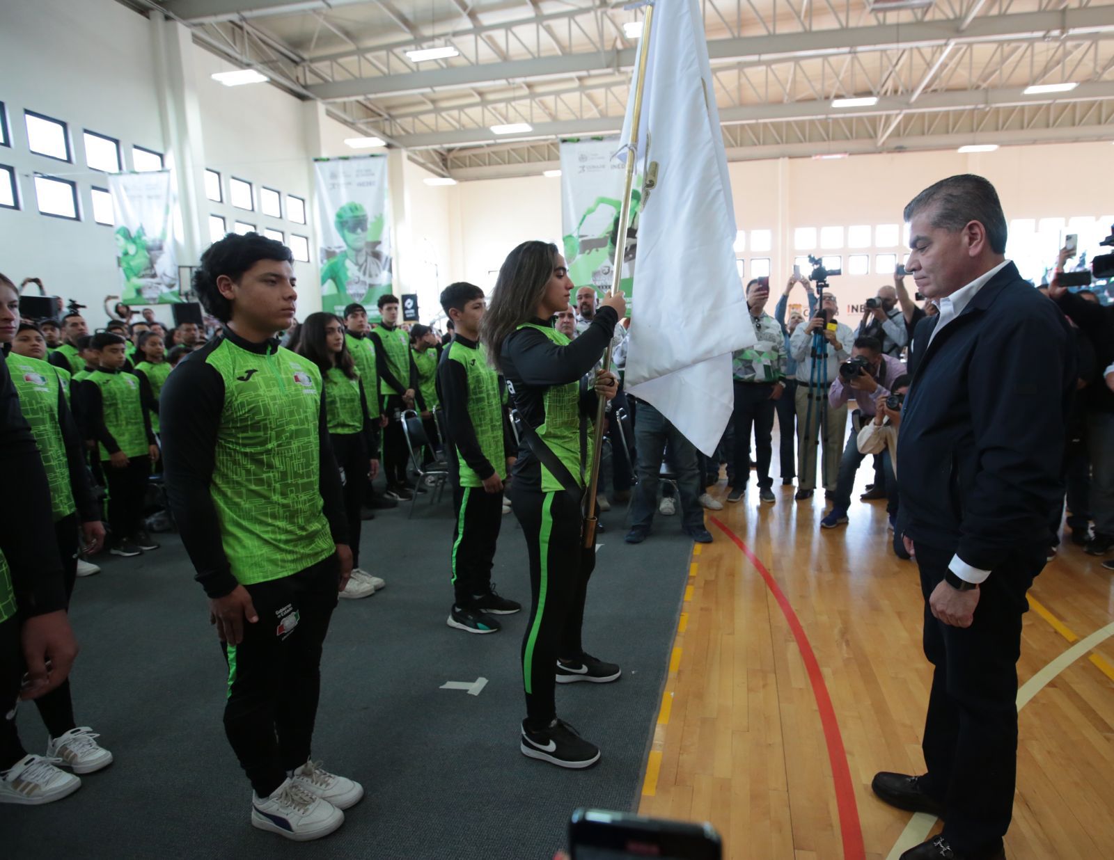 ABANDERA MARS A DELEGACIÓN COAHUILA QUE PARTICIPARÁ EN LOS NACIONALES CONADE