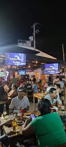 «NO PONGO PESO PLUMA», PUBLICACIÓN DE RESTAURANTE DE COAHUILA DESATA CONTROVERSIA