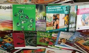 RECIBE COAHUILA LIBROS DE TEXTO DE PRIMARIA; REVISARÁN CONTENIDO