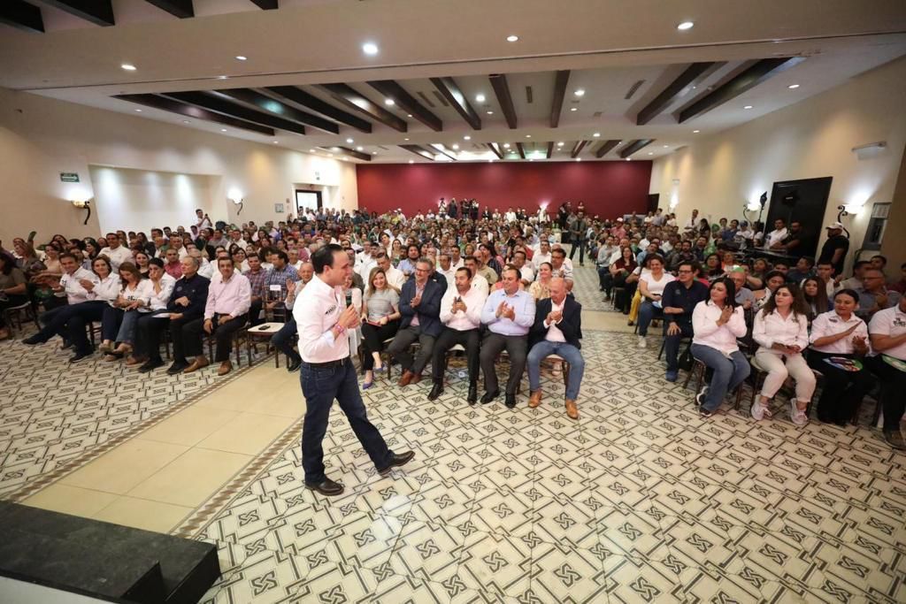 TODO MI APOYO PARA LA COMUNIDAD UNIVERSITARIA DE COAHUILA: MANOLO