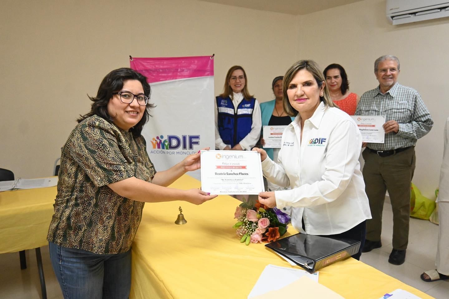 CULMINA CON ÉXITO CURSO ‘DE FAMILIA A FAMILIA’