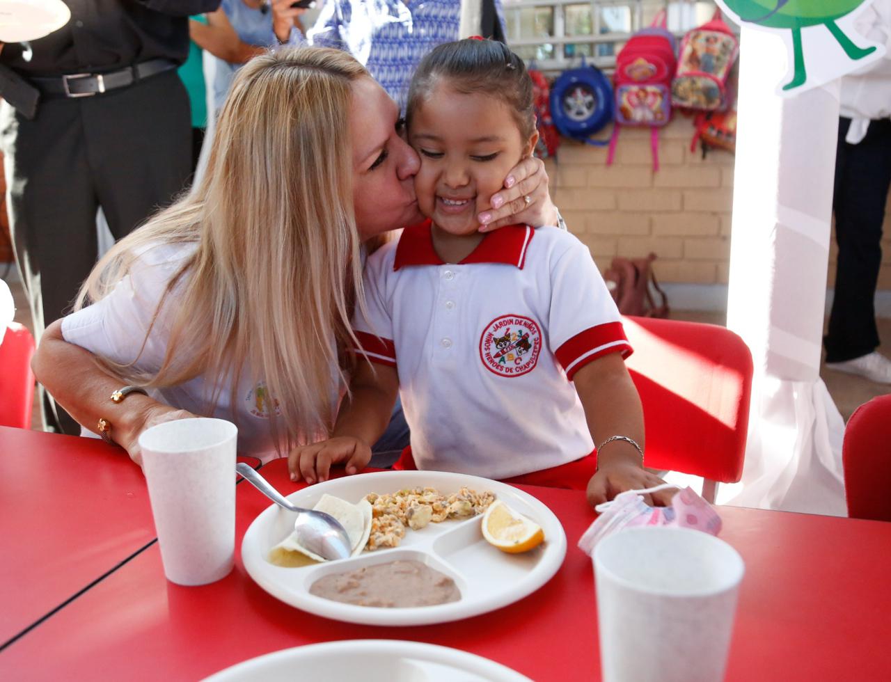 Ha Entregado Dif Coahuila MÁs De 52 Millones De Raciones De Desayunos Escolares Marcela GorgÓn 9903