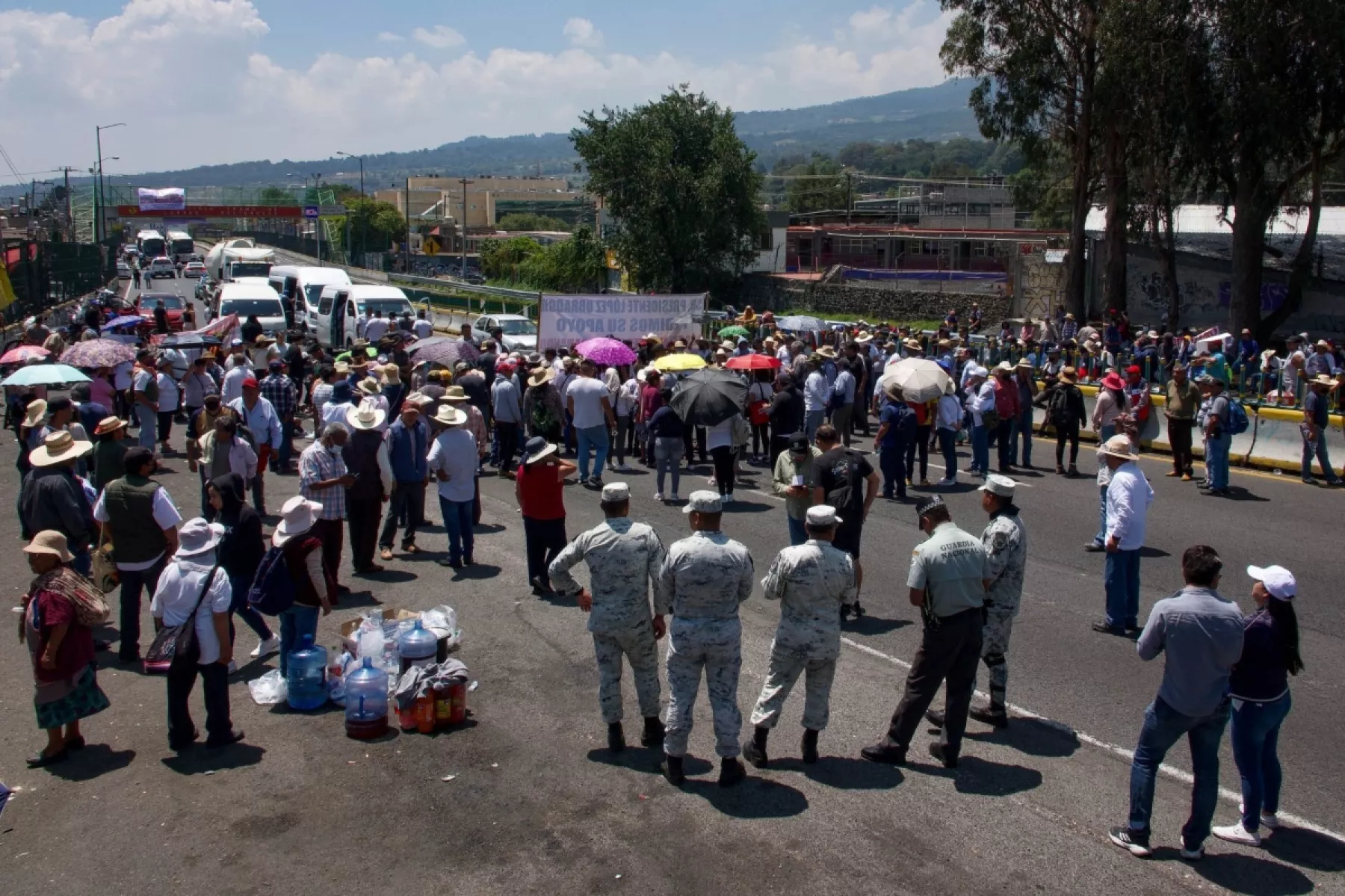 MANIFESTANTES LEVANTAN BLOQUEO DE LA MÉXICO – CUERNAVACA