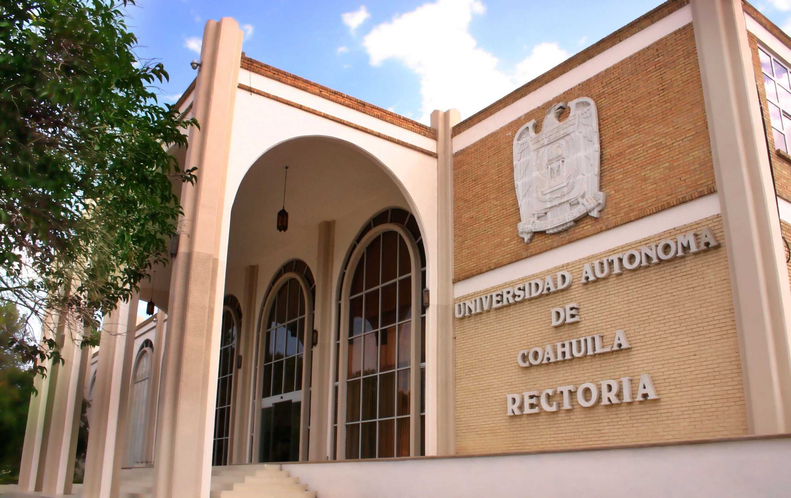 UNIVERSIDADES TRABAJAN SIN MODIFICAR HORARIOS POR CALOR EN COAHUILA