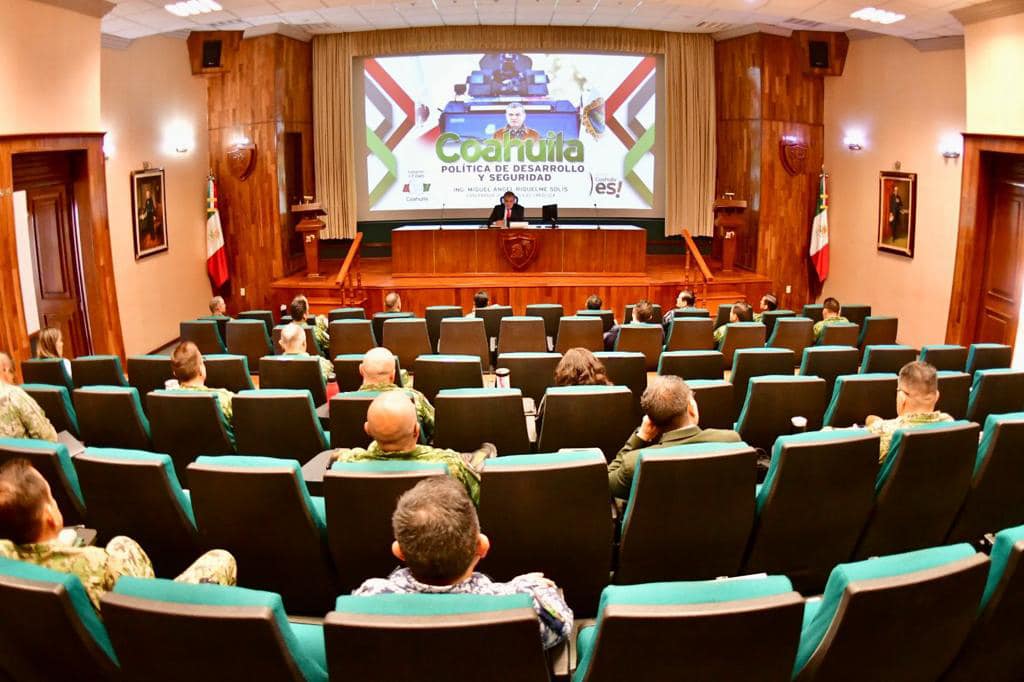 IMPARTE MARS CONFERENCIA DE SEGURIDAD ANTE MILITARES
