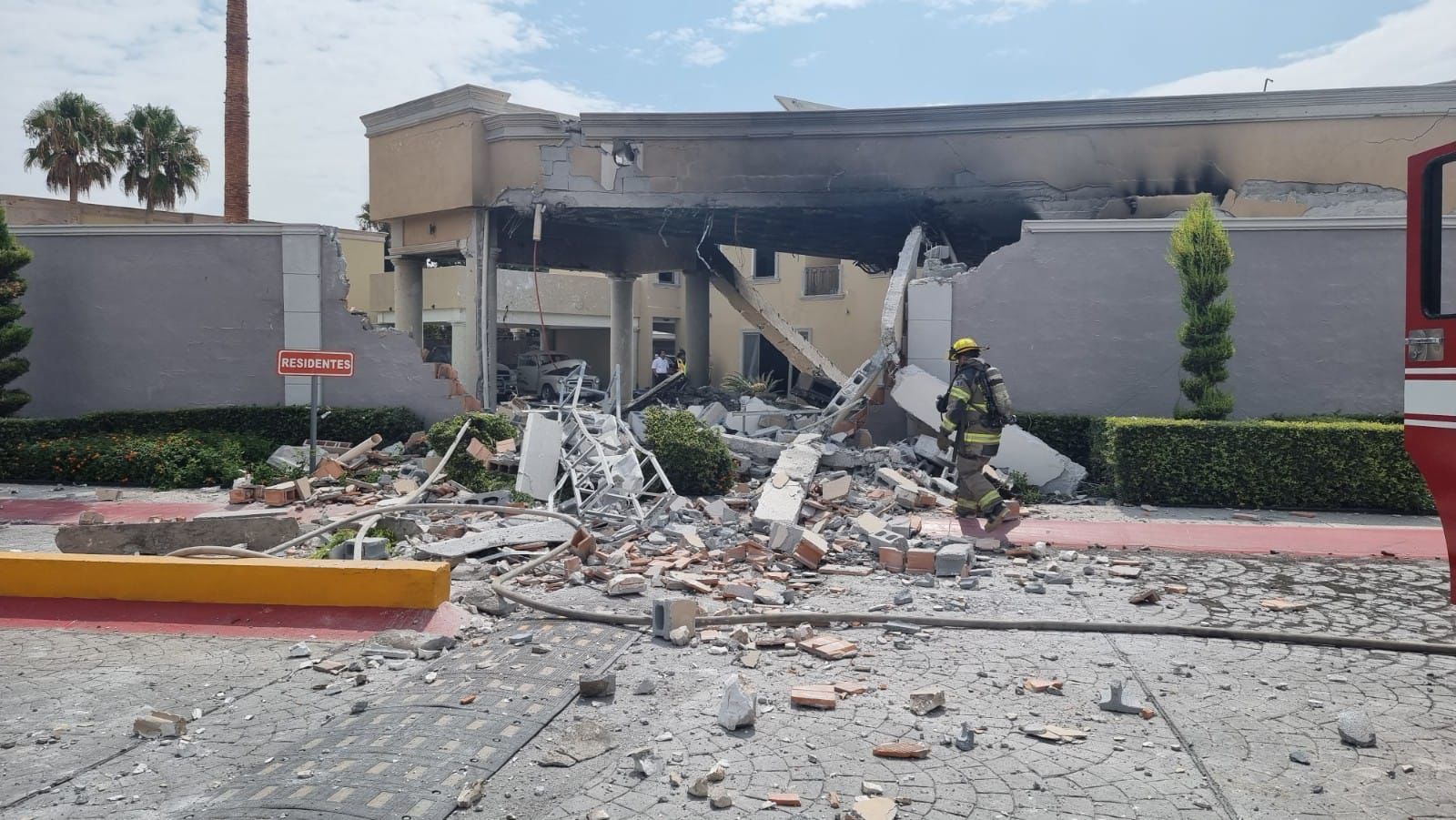 EXPLOTA VIVIENDA EN LA COLONIA JARDINES DE VERSALLES