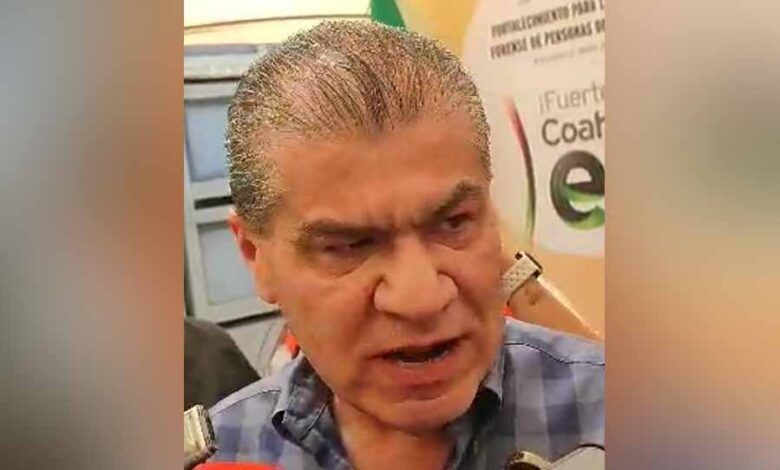 AÚN NO SE DECIDE RIQUELME A QUIEN APOYARÁ