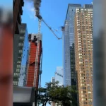 EL DESPLOME DE UNA GRÚA EN NUEVA YORK DEJA AL MENOS SEIS HERIDOS, DICE EL DEPARTAMENTO DE BOMBEROS DE LA CIUDAD