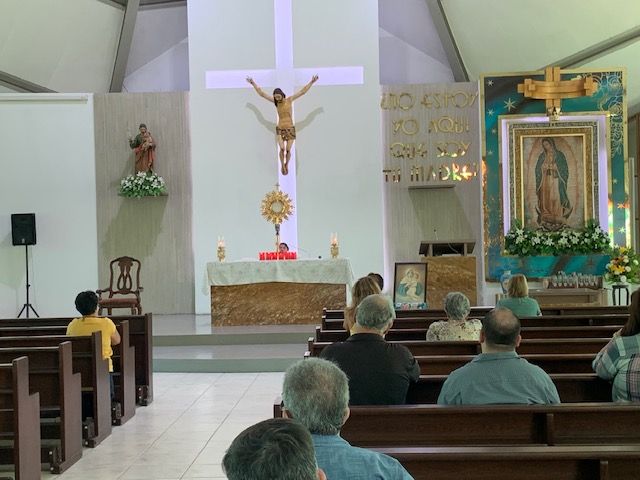 APARECE EL SANTÍSIMO, REGRESA AL SANTUARIO DE GUADALUPE