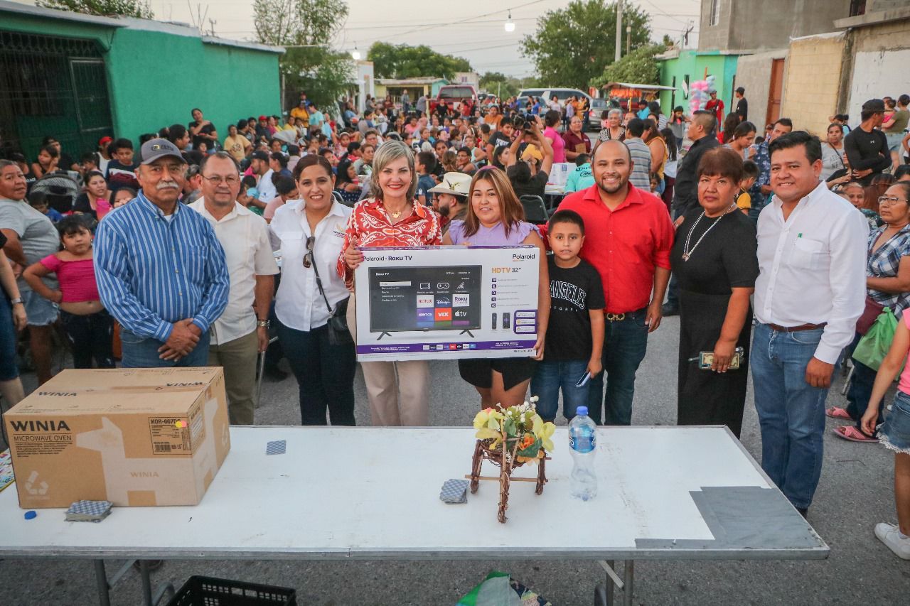 CELEBRAN 25 AÑOS DE LA FUNDACIÓN DE LA COLONIA 24 DE AGOSTO