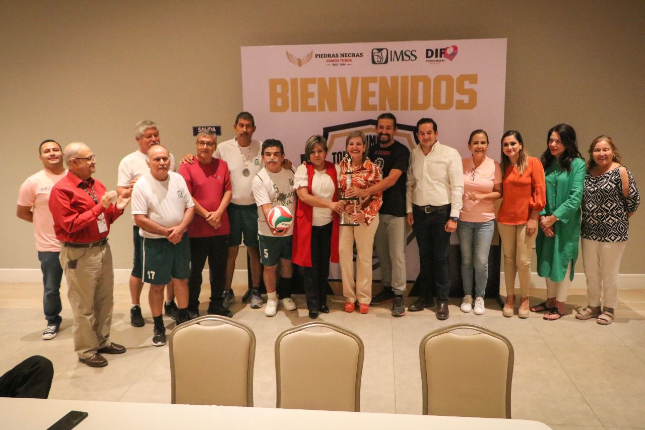 PREMIAN A PARTICIPANTES VARONILESDE TORNEO NACIONAL DE CACHIBOL