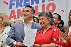 ALITO MORENO ADELANTA LA CAÍDA DE BEATRIZ PAREDES