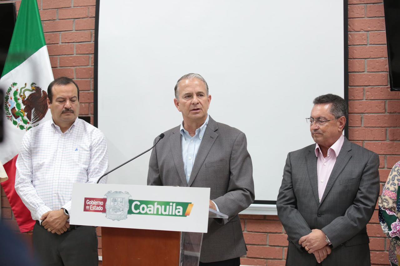 COAHUILA ENTREGA MATERIAL DE APOYO A NIÑOS Y NIÑAS DE LA ENTIDAD