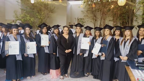 CULMINAN USUARIAS DEL CJEM ESTUDIOS DE LICENCIATURA EN ADMINISTRACIÓN Y GESTIÓN DE PYMES