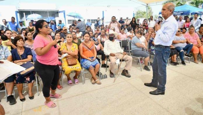 ALCALDE Y DIF MUNICIPAL ENCABEZAN EL BAC QUE HOY ESTARÁ EN LA MIRAVALLE V.