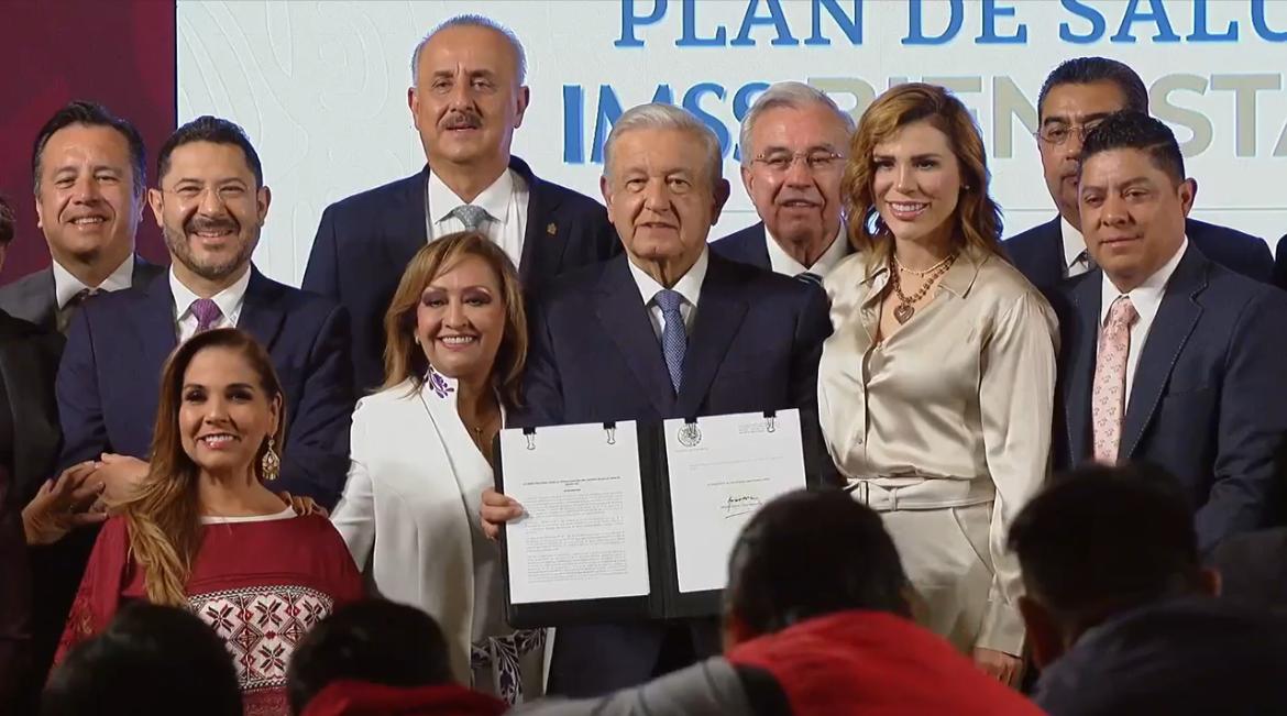 AMLO FIRMA ACUERDO CON 23 GOBERNADORES PARA GARANTIZAR SERVICIOS MÉDICOS Y MEDICAMENTOS GRATUITOS