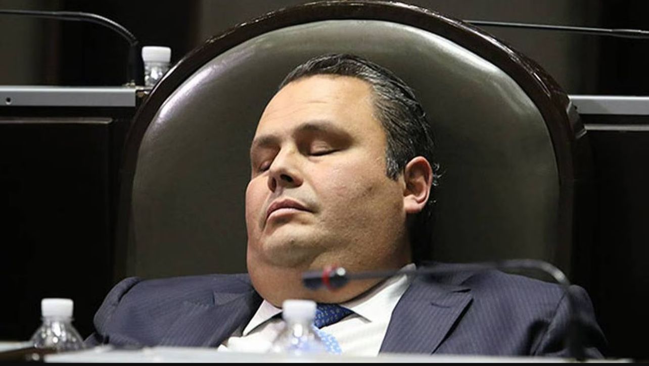 QUEREMOS VIVIR ESE SUEÑO, SEÑOR POOL: ¿DIPUTADOS SE IRÁN DE MEGAPUENTE?