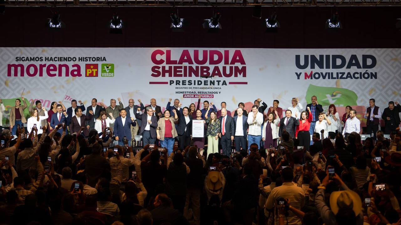 PRESENTA SHEINBAUM A SU EQUIPO DE PRECAMPAÑA