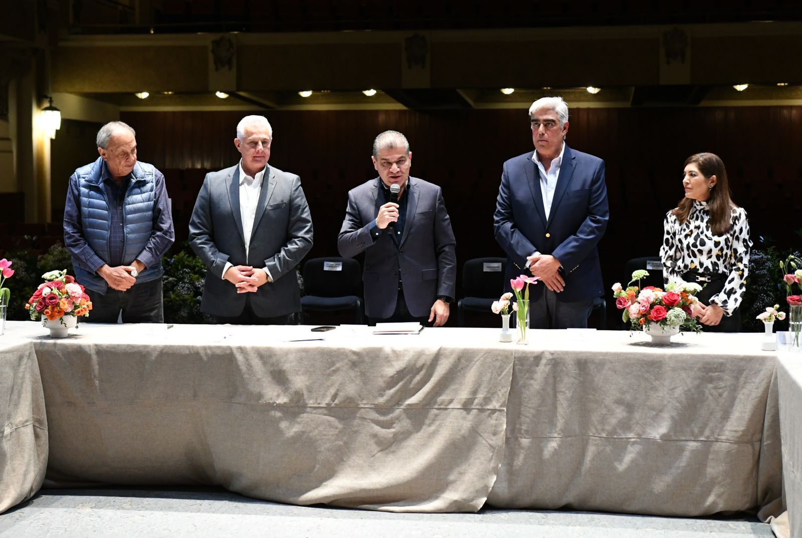 TOMA MARS PROTESTA AL NUEVO PATRONATO DEL TEATRO ‘ISAURO MARTÍNEZ’