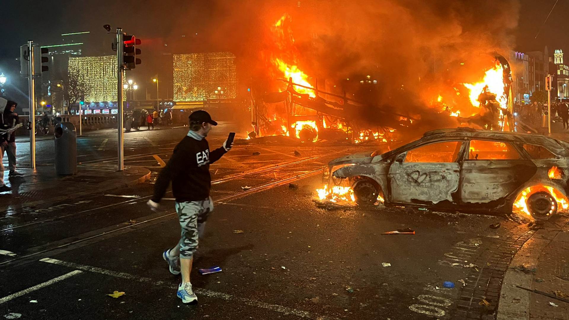 ¿QUÉ ESTÁ PASANDO CON LAS PROTESTAS TRAS APUÑALAMIENTOS EN DUBLÍN, IRLANDA? ESTO SABEMOS
